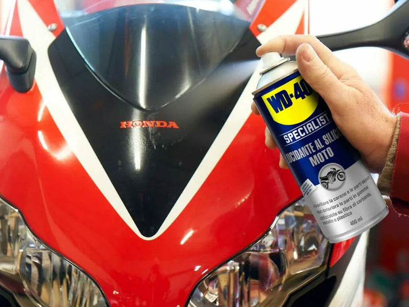 WD-40 Specialist Moto Lucidante al Silicone - 400ml. Confezione da 1pz (1)